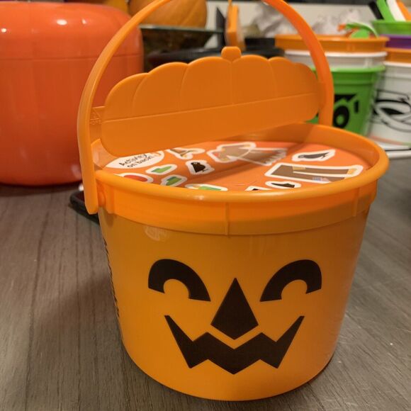 McDonalds HALLOWEEN BUCKET 2022 Mc Punk'n Happy Meal Pail Pumpkin - Picture 1 of 5
